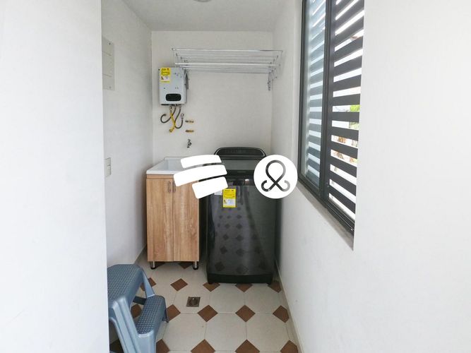 Apartamento de 2 alcobas en venta en Laureles, Medellín, 84 m² · foto 18 de 19