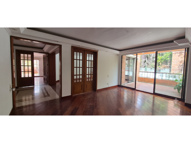 Apartamento de 3 alcobas en venta en Alameda, Bogotá, 223 m² · foto 3 de 19