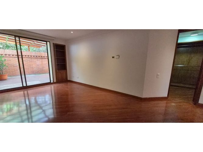 Apartamento de 3 alcobas en venta en Alameda, Bogotá, 223 m² · foto 9 de 19