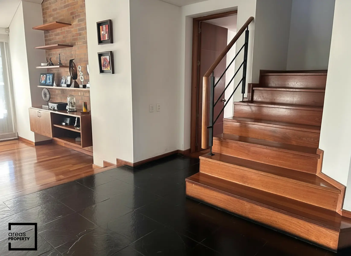 Casa de 4 alcobas en venta en Siberia, Cota, 254 m² · foto 5 de 9