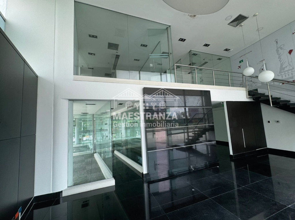 Local comercial en venta en El Poblado, Medellín 2