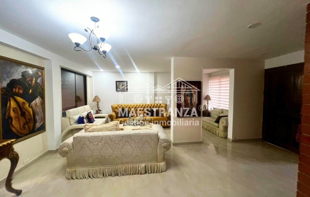 Casa en venta en El Poblado, Medellín 5