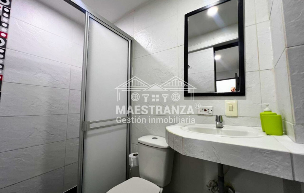 Edificio en venta en Laureles, Medellín 4