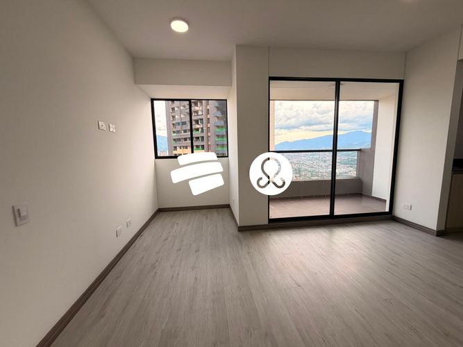 Apartamento de 2 alcobas en venta en Asomadera No.2, Medellín, 72 m² · foto 4 de 14