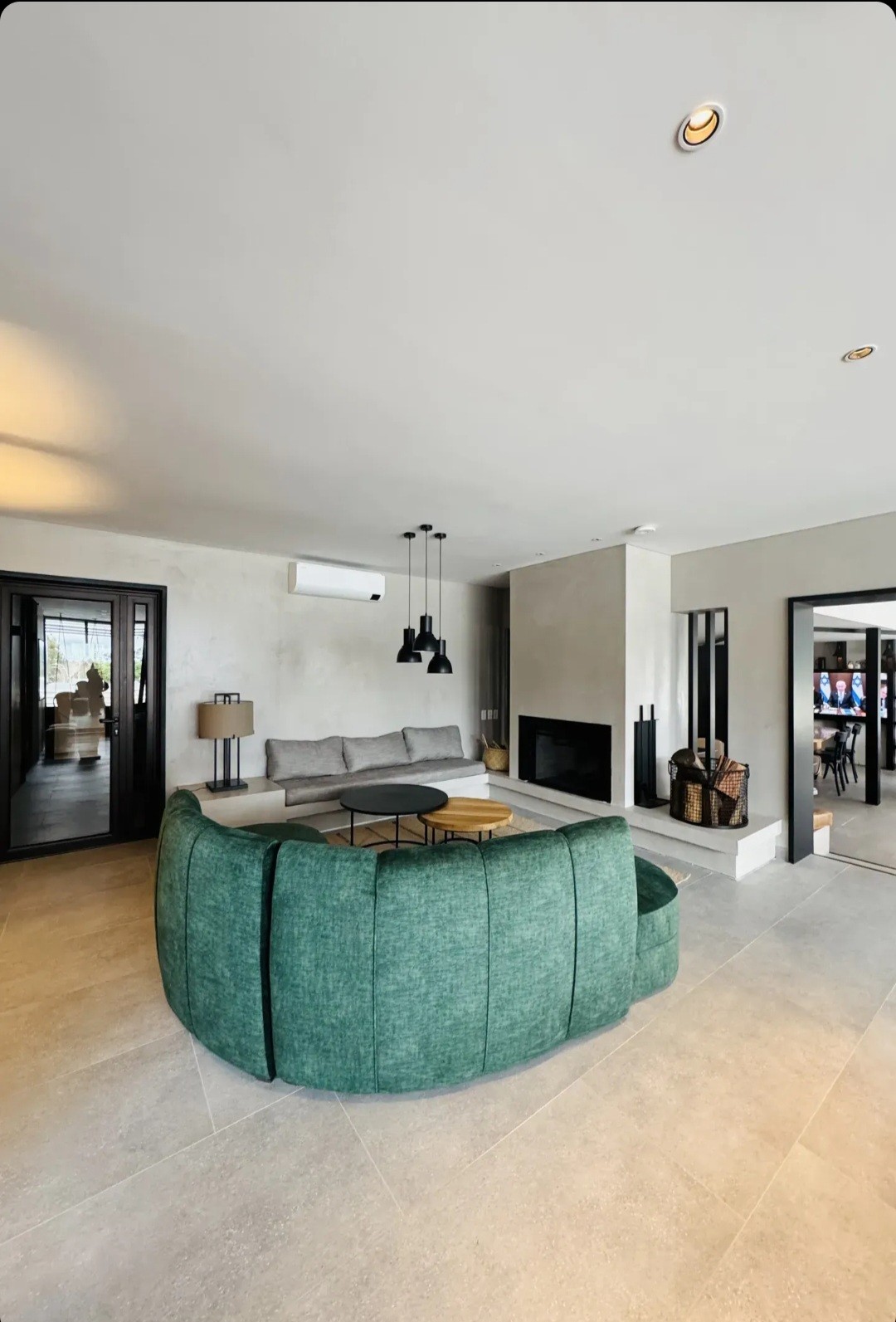 Exclusivo monoambiente premium de 44 m2 en alquiler, ubicado en el prestigioso Complejo LAWA, con vistas espectaculares al lago La Caleta en Barra de Carrasco y acceso a amenities 5 estrellas. · Foto 7