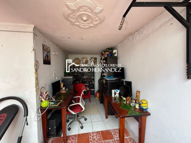 Casa de 5 alcobas en venta en Lagos Iv Sector B, Floridablanca, 200 m² · foto 17 de 19