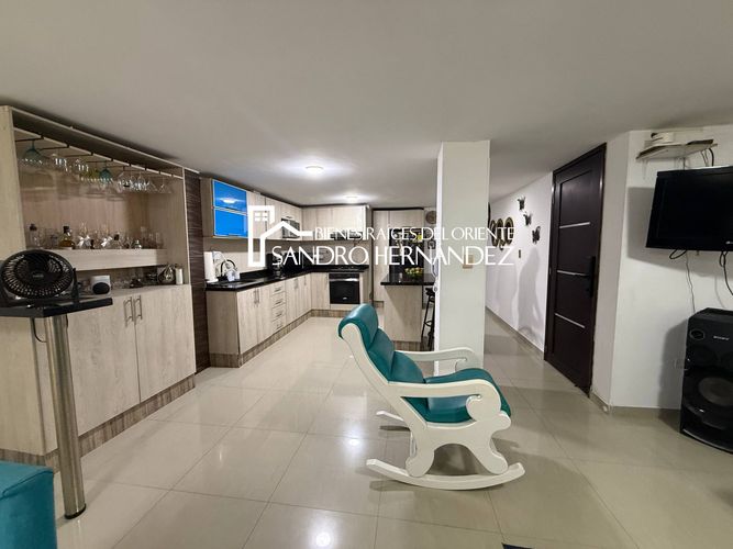 Apartamento de 3 alcobas en venta en Provenza, Bucaramanga, 120 m² · foto 4 de 17