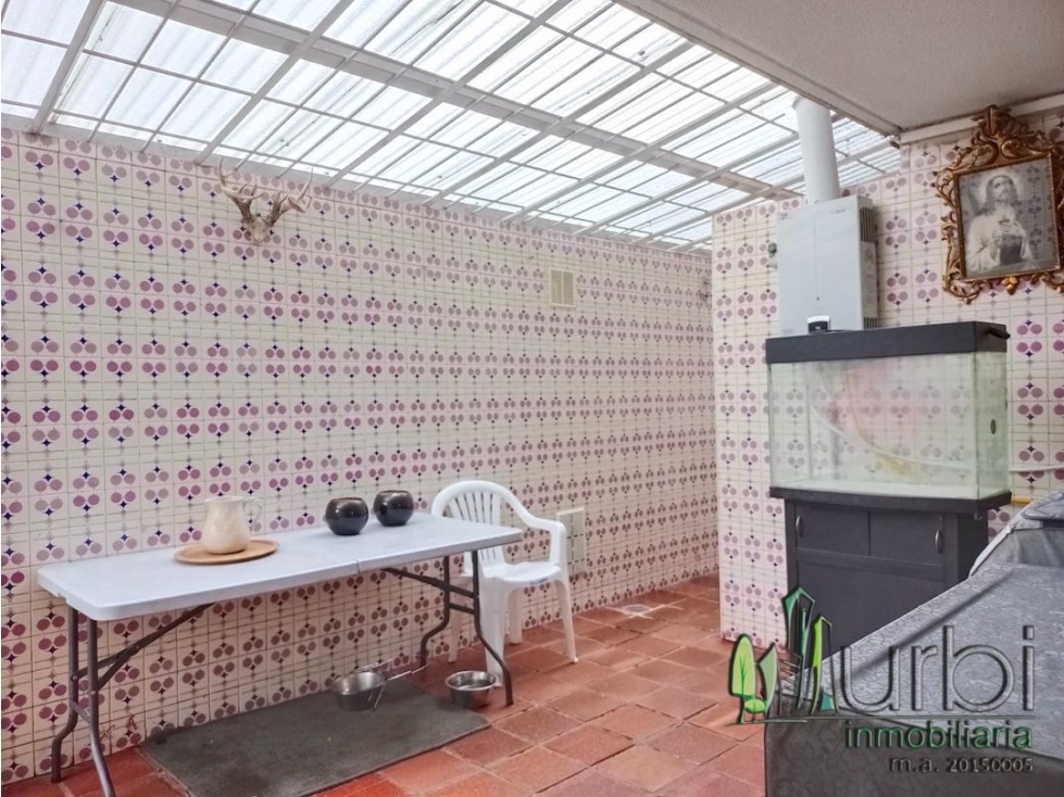 Casa en venta en Lagos De Cordoba, Bogotá · foto 8 de 20