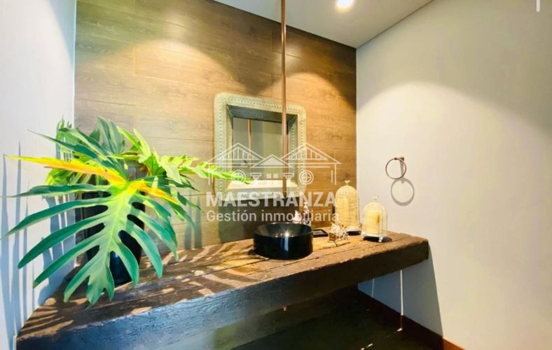 Casa de 4 alcobas en venta en Las Palmas, Medellín, 366 m² · foto 9 de 19
