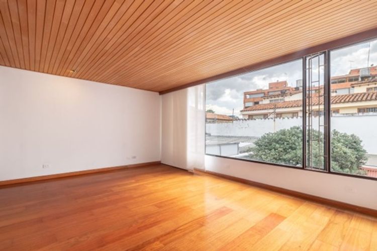 Casa en venta en Santa Barbara Central, Bogotá · foto 5 de 22