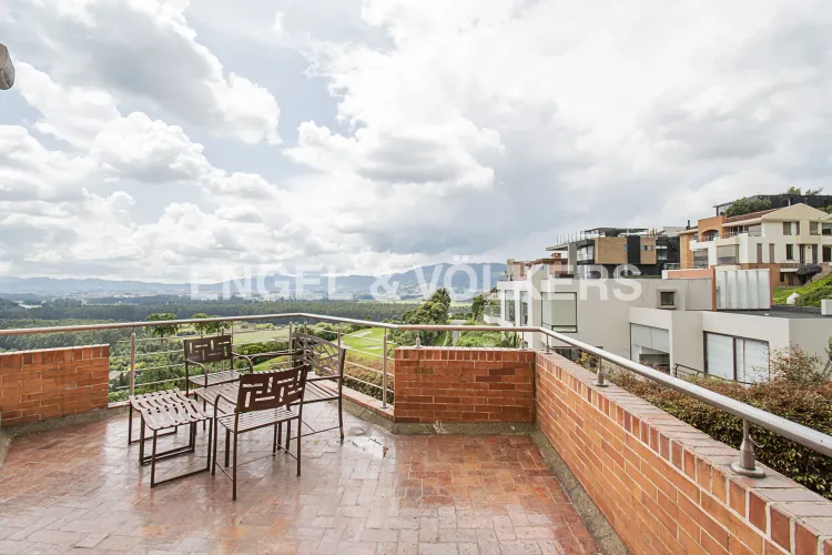 Casa de 4 alcobas en venta en Aposentos, Sopó, 350 m² · foto 18 de 22