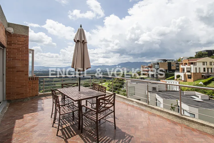Casa de 4 alcobas en venta en Aposentos, Sopó, 350 m² · foto 7 de 22