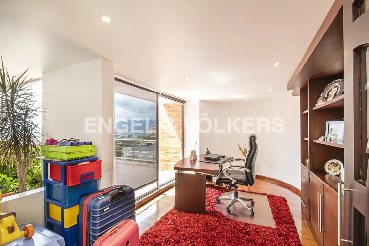 Casa de 4 alcobas en venta en Aposentos, Sopó, 350 m² · foto 5 de 22