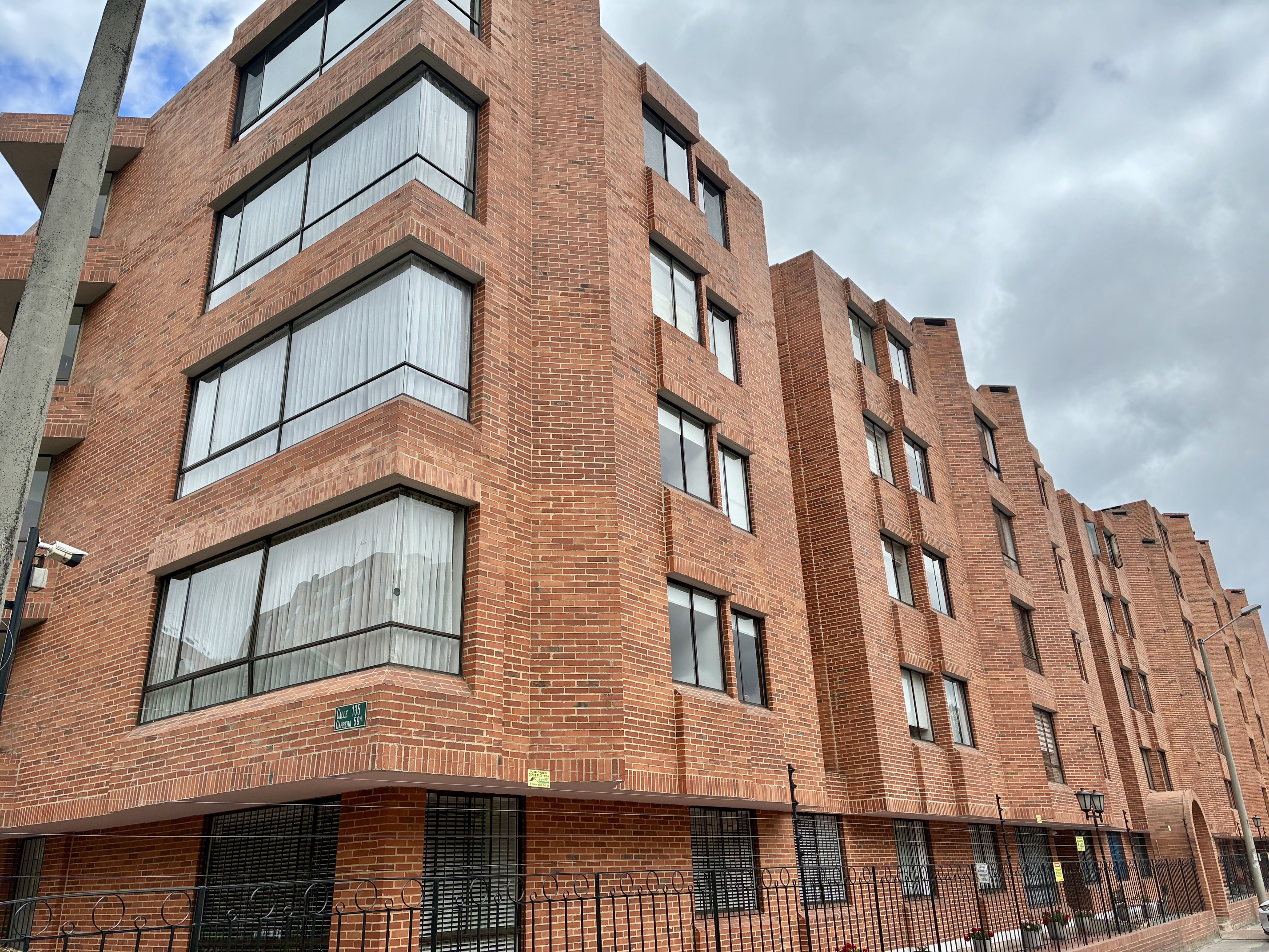 Apartamento en venta en Colina Campestre, Bogotá · foto 2 de 23