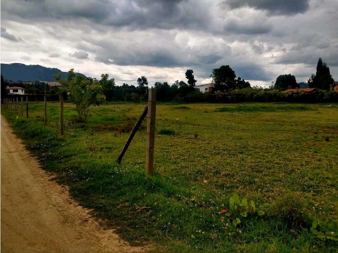 Lote en venta en El Bejucal, Cajicá, 4000 m² · foto 5 de 10