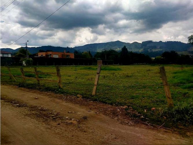 Lote en venta en El Bejucal, Cajicá, 4000 m² · foto 8 de 10