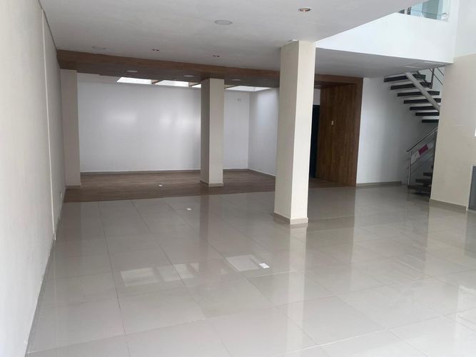 Local en arriendo en Santa Monica, Cali, 268 m² · foto 6 de 13