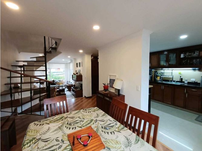 Casa de 3 alcobas en venta en Cn Los Arboles, Chía, 144 m² · foto 13 de 24