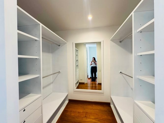 Apartamento de 3 alcobas en venta en Los Rosales, Bogotá, 237 m² · foto 12 de 16