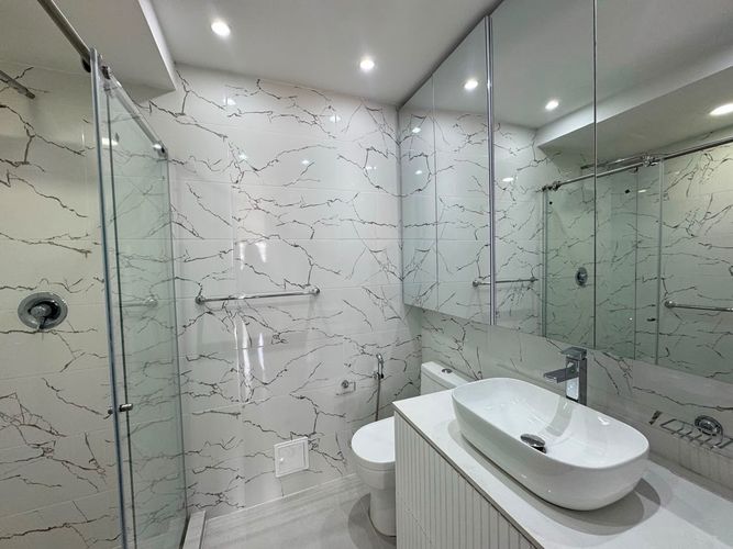 Apartamento de 3 alcobas en venta en Los Rosales, Bogotá, 237 m² · foto 14 de 16
