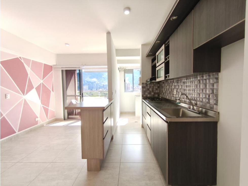 3BR Apartment in Niquia (67 m²)