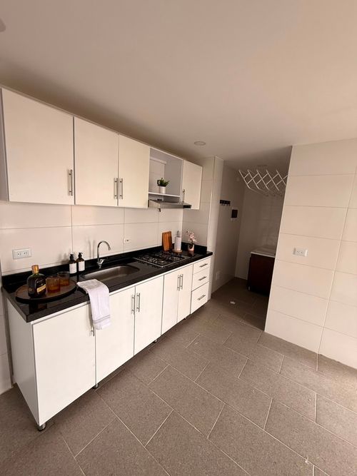 Apartamento en venta en Ciudad Berna, Bogotá · foto 6 de 19
