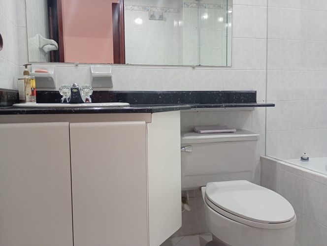 Apartamento de 3 alcobas en venta en Laureles, Medellín, 118 m² · foto 16 de 19