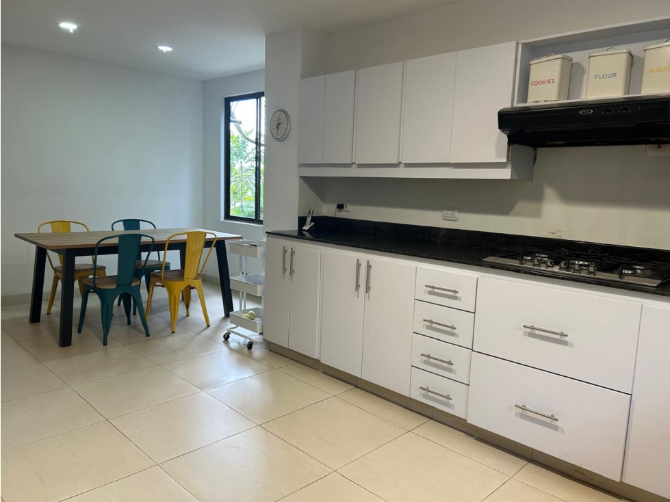 Casa en venta en El Poblado, Medellín 2