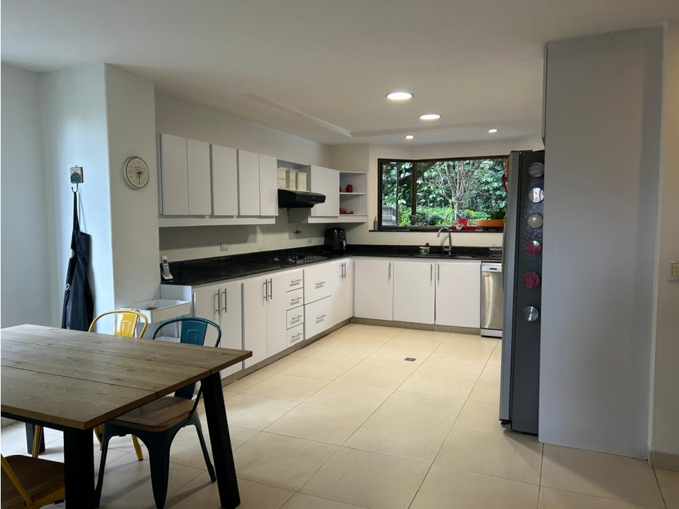 Casa en venta en El Poblado, Medellín 3