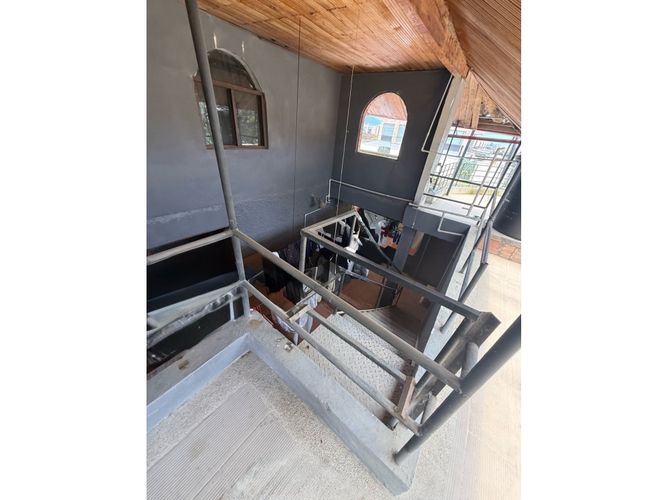 Casa de 11 alcobas en arriendo en Modigliani, Cajicá, 395 m² · foto 7 de 20