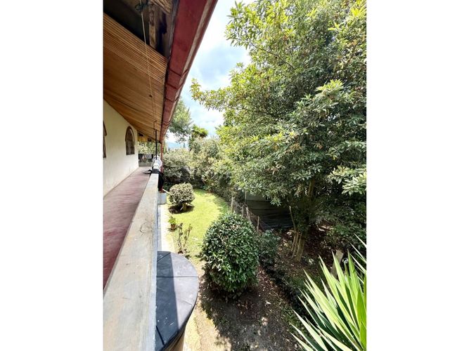 Casa de 11 alcobas en arriendo en Modigliani, Cajicá, 395 m² · foto 11 de 20