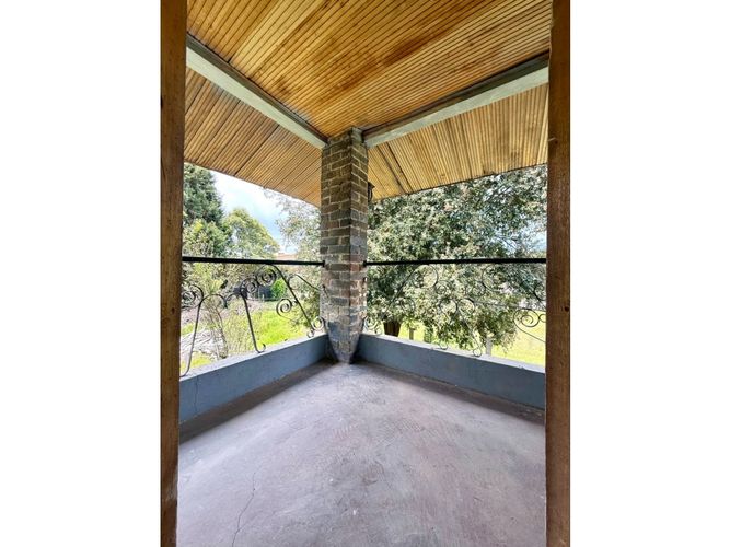 Casa de 11 alcobas en arriendo en Modigliani, Cajicá, 395 m² · foto 17 de 20