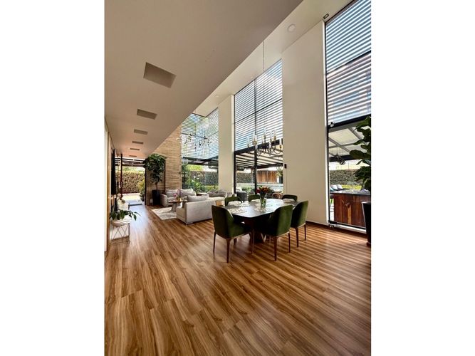 Casa de 3 alcobas en venta en Modigliani, Cajicá, 400 m² · foto 2 de 18