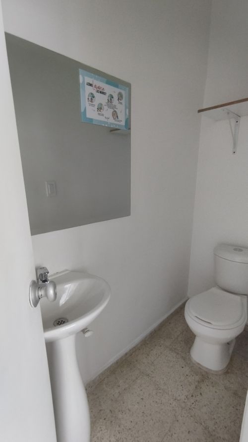 Oficina en arriendo en Santa Monica, Cali, 105 m² · foto 8 de 18