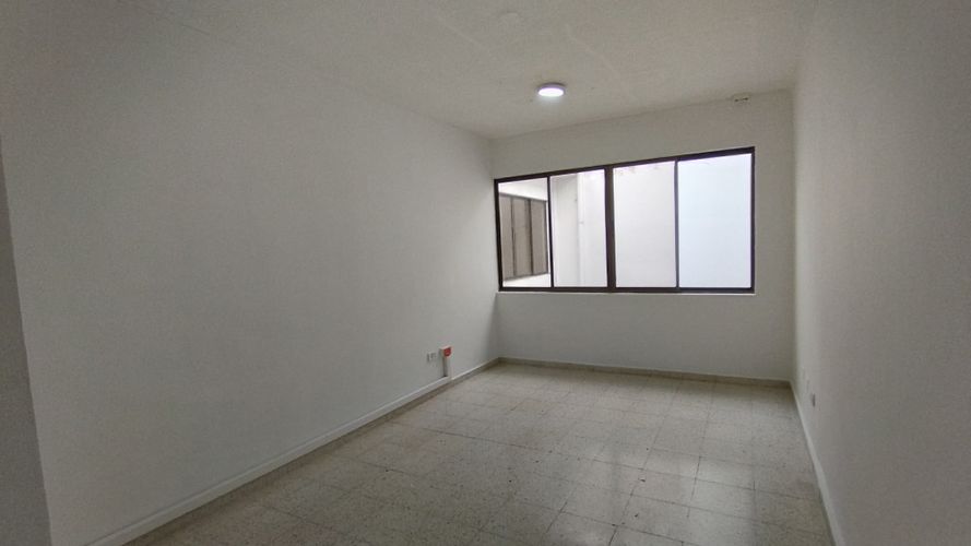 Oficina en arriendo en Santa Monica, Cali, 105 m² · foto 13 de 18