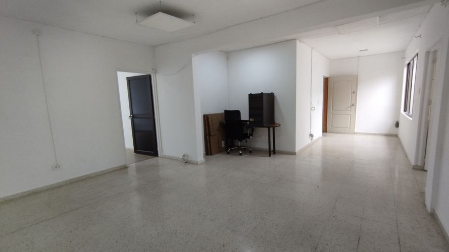 Oficina en arriendo en Santa Monica, Cali, 105 m² · foto 15 de 18