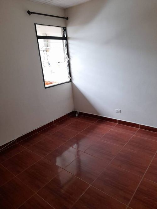 Apartamento de 3 alcobas en arriendo en San Bernardo, Medellín, 75 m² · foto 8 de 13