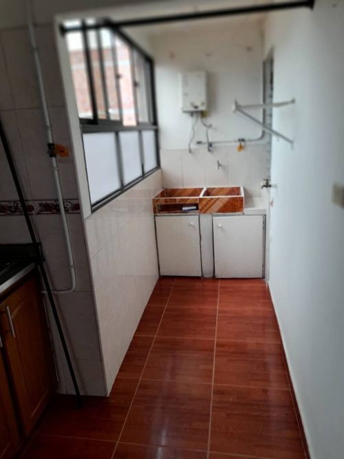 Apartamento de 3 alcobas en arriendo en San Bernardo, Medellín, 75 m² · foto 11 de 13