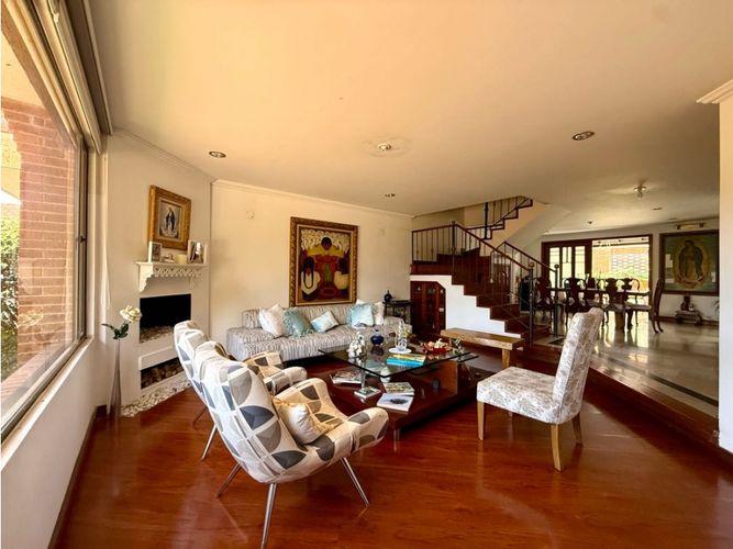 Casa de 5 alcobas en venta en Vereda La Balsa, Chía, 310 m² · foto 2 de 23