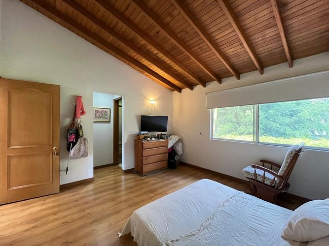 Casa de 3 alcobas en venta en El Poblado, Medellín, 260 m² · foto 16 de 20