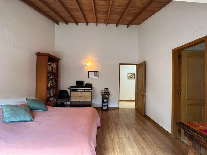 Casa de 3 alcobas en venta en El Poblado, Medellín, 260 m² · foto 18 de 20