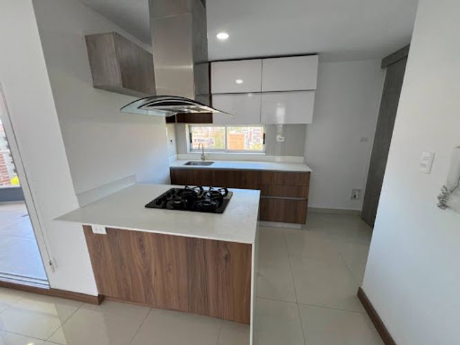 Apartamento de 3 alcobas en arriendo en Belen Malibu, Medellín, 85 m² · foto 5 de 20