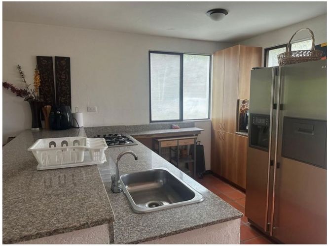 Casa de 4 alcobas en venta en Medellín, 300 m² · foto 5 de 24