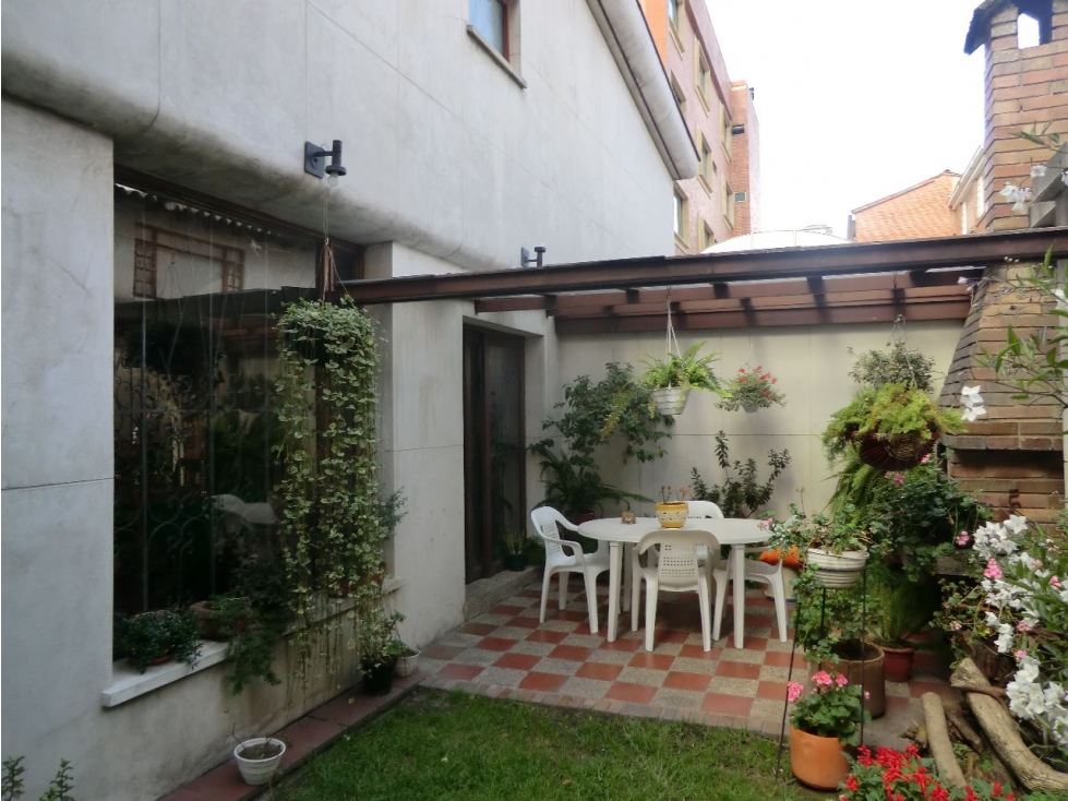 Casa en venta en Santa Barbara Central, Bogotá · foto 8 de 22