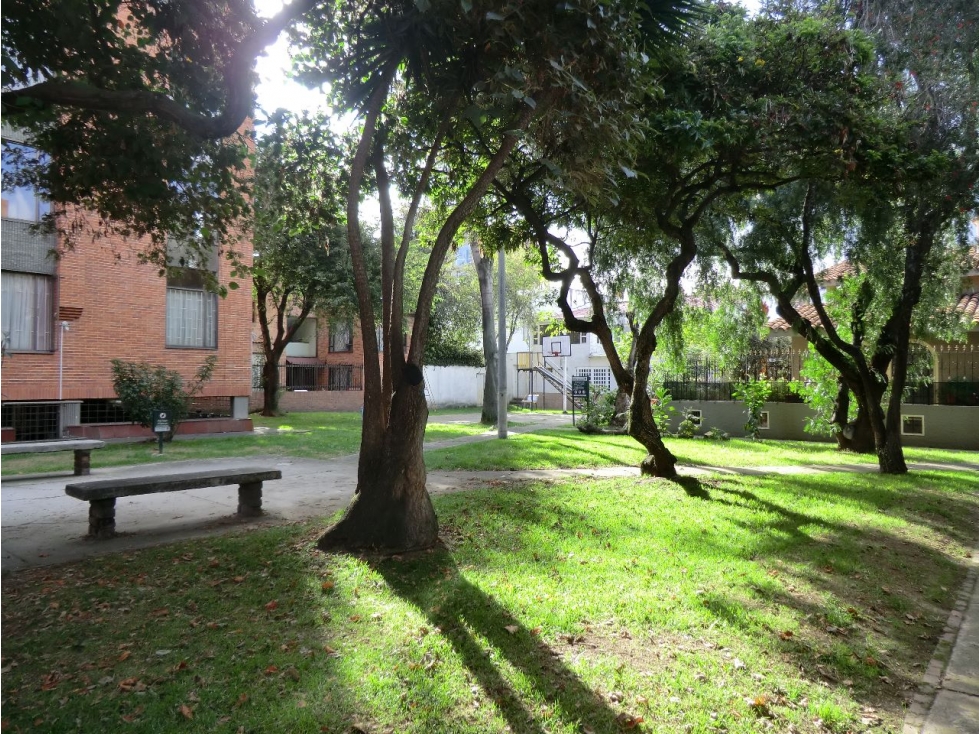 Casa en venta en Santa Barbara Central, Bogotá · foto 10 de 22