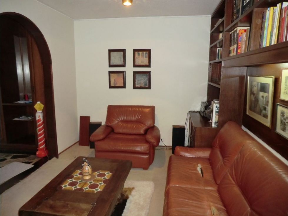 Casa en venta en Santa Barbara Central, Bogotá · foto 14 de 22