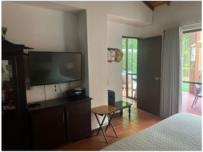 Casa de 4 alcobas en venta en Medellín, 300 m² · foto 23 de 24