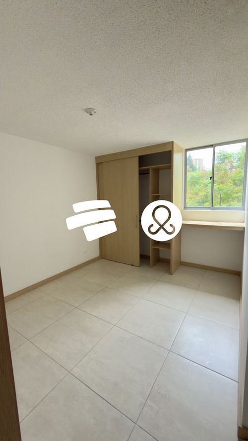 Apartamento de 3 alcobas en venta en Molinares, Bello, 56 m² · foto 10 de 14