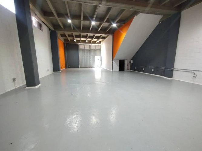 Local en arriendo en Boston, Medellín, 200 m² · foto 2 de 14