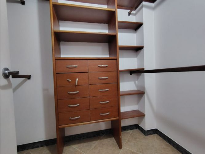 Oficina en arriendo en Colombia, Medellín, 50 m² · foto 4 de 8